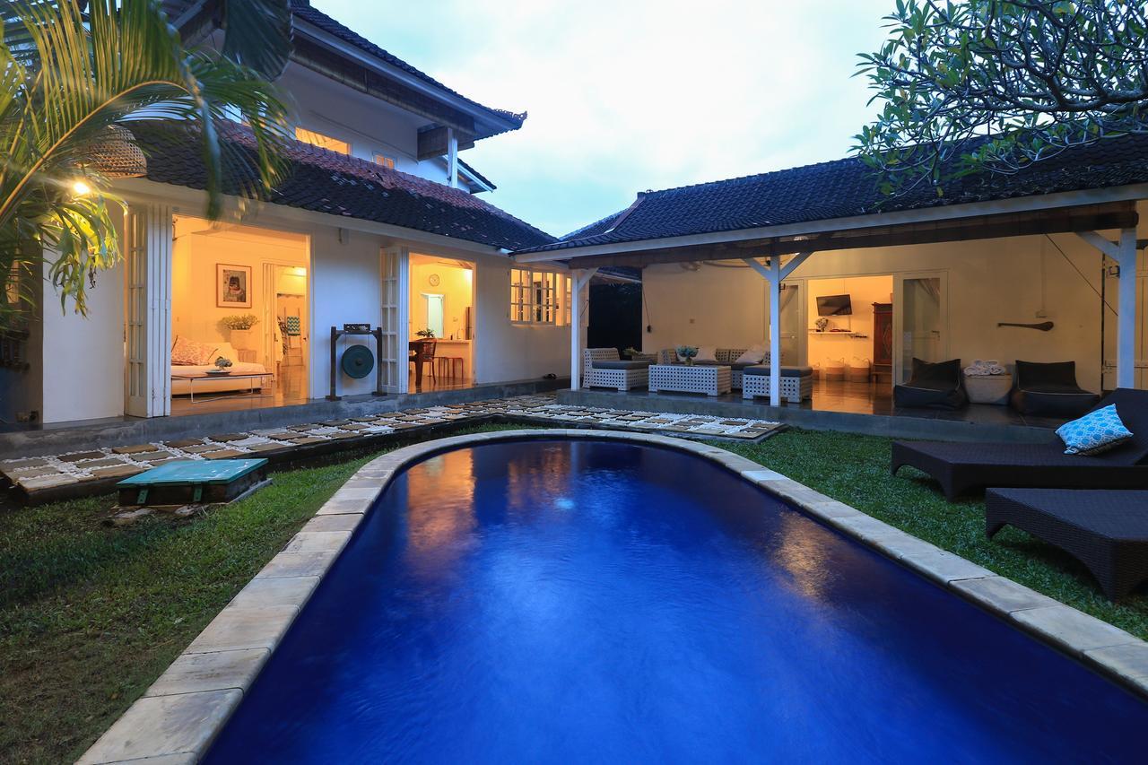 Villa Amalfi Seminyak Exterior foto